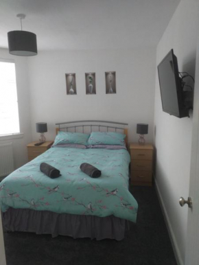 J & S Apartments